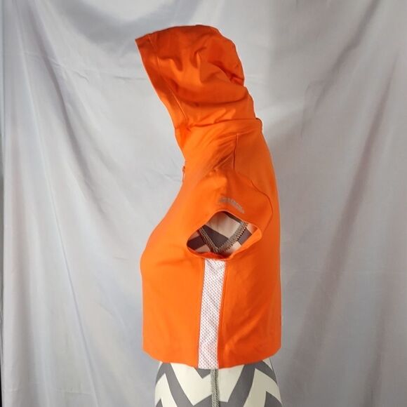 Shock Absorbers Cropped Hoodie  - Picture 4 of 10